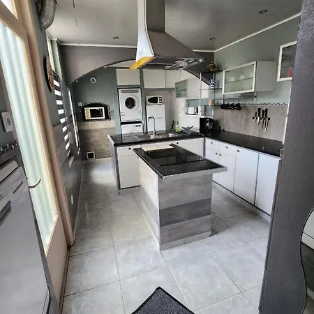 Casa vacanze Maison 8 Personnes Vendin-le-Vieil